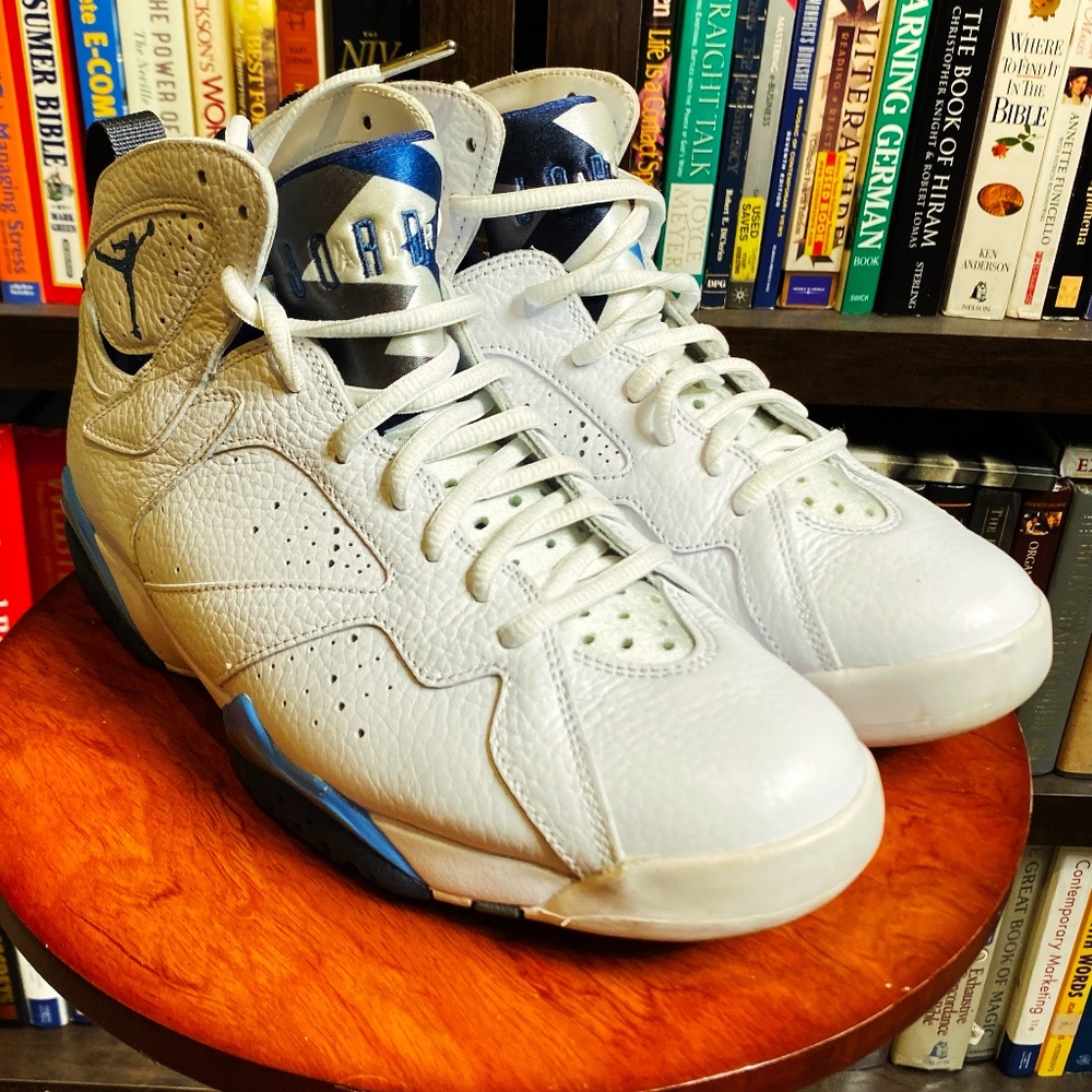 Retro Jordan "French Blue 7" - sz8 (cond: 8/10)